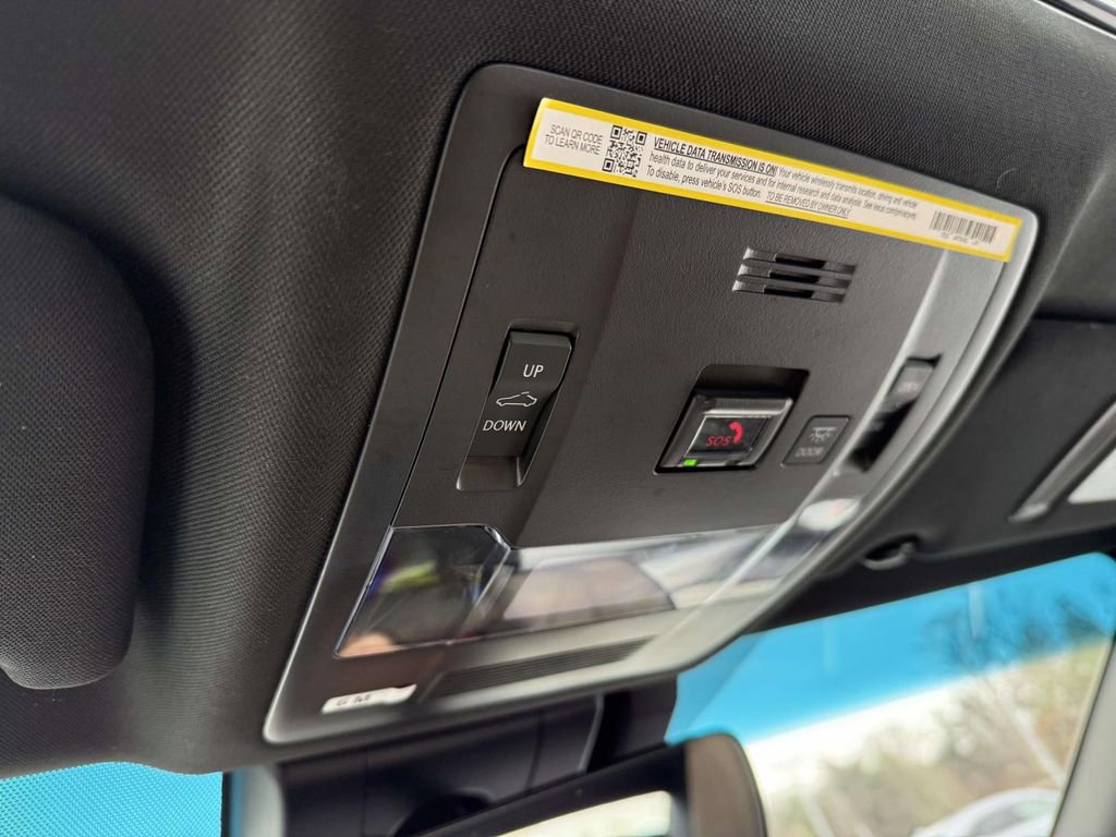 Used 2025 Lexus ES 350 w/ Premium Package image 25