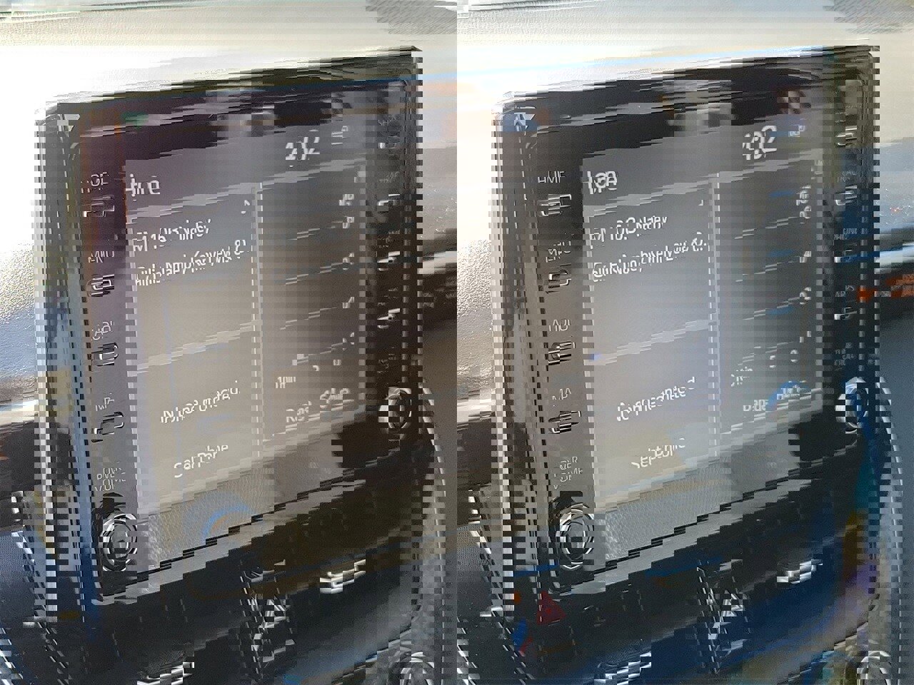 Used 2020 Toyota Corolla SE image 24