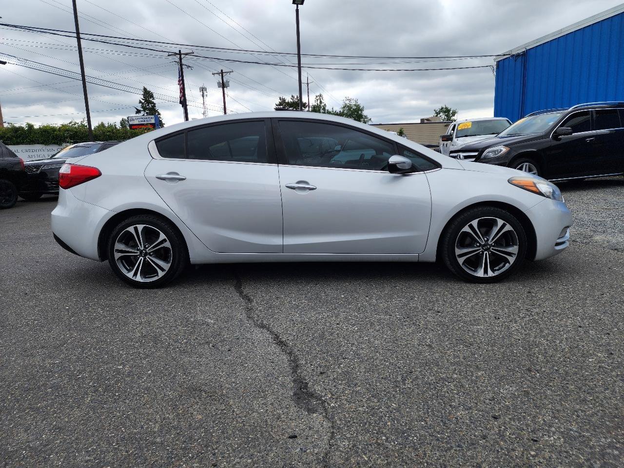 Used 2016 Kia Forte EX w/ EX Premium Package FWD image 5