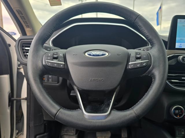 Used 2020 Ford Escape Titanium AWD/4WD image 28