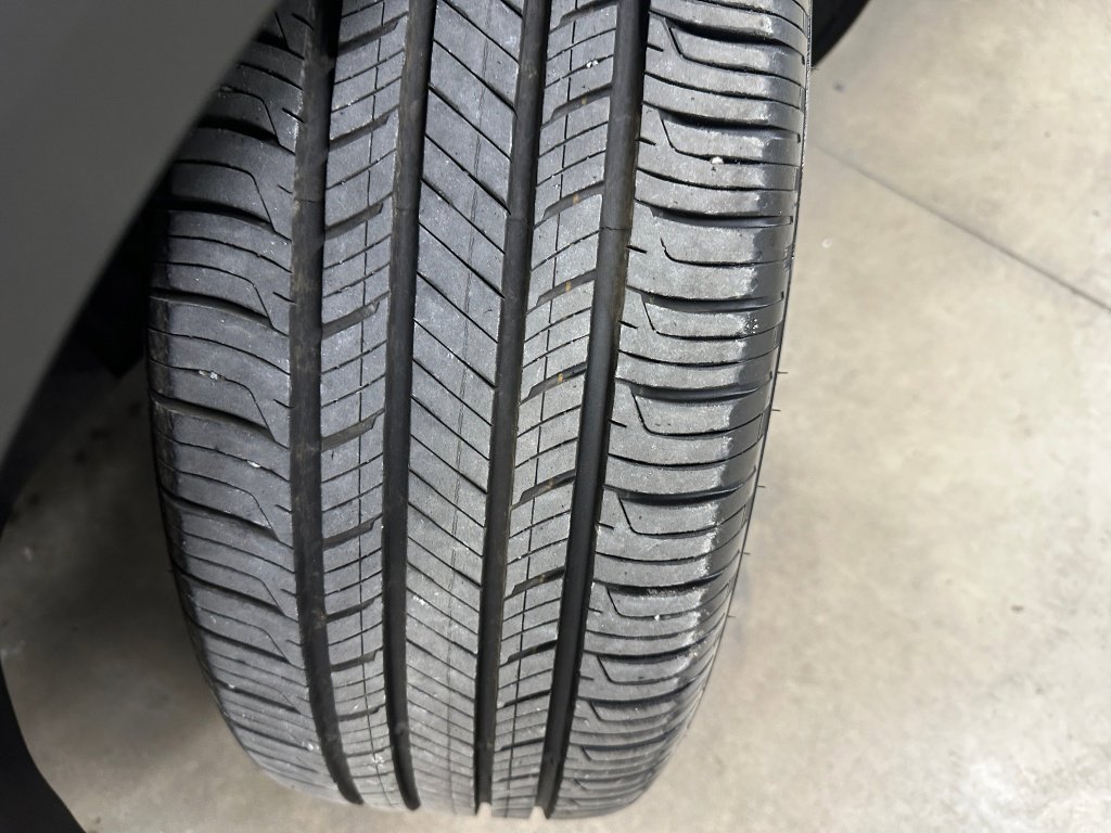 Certified 2023 Chevrolet TrailBlazer RS w/ Convenience Package image 34