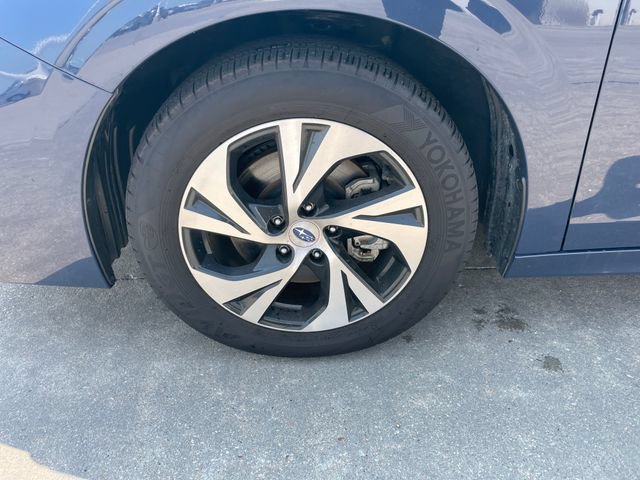Used 2025 Subaru Legacy Premium AWD/4WD image 29