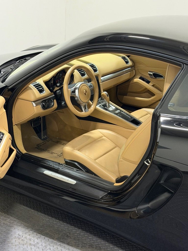Used 2015 Porsche Cayman image 8