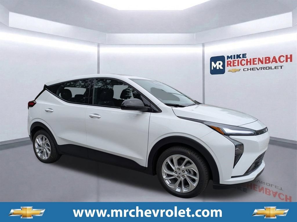 New 2027 Chevrolet Bolt LT FWD image 1