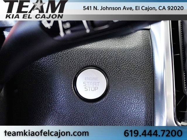 Certified 2022 Kia Sorento SX w/ Panoramic Sunroof Package AWD/4WD image 33