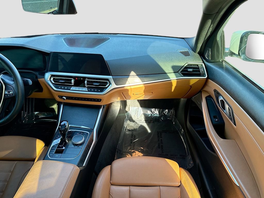 Used 2021 BMW 330i Sedan w/ Executive Package image 19