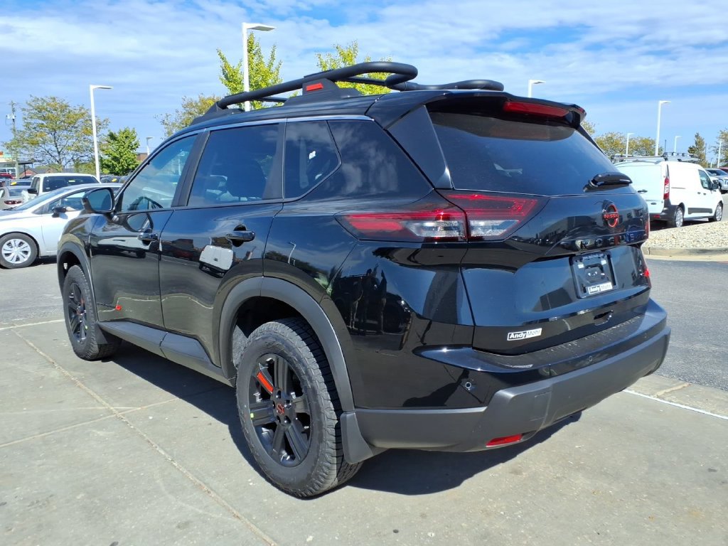 New 2027 Nissan Rogue SV AWD/4WD image 6