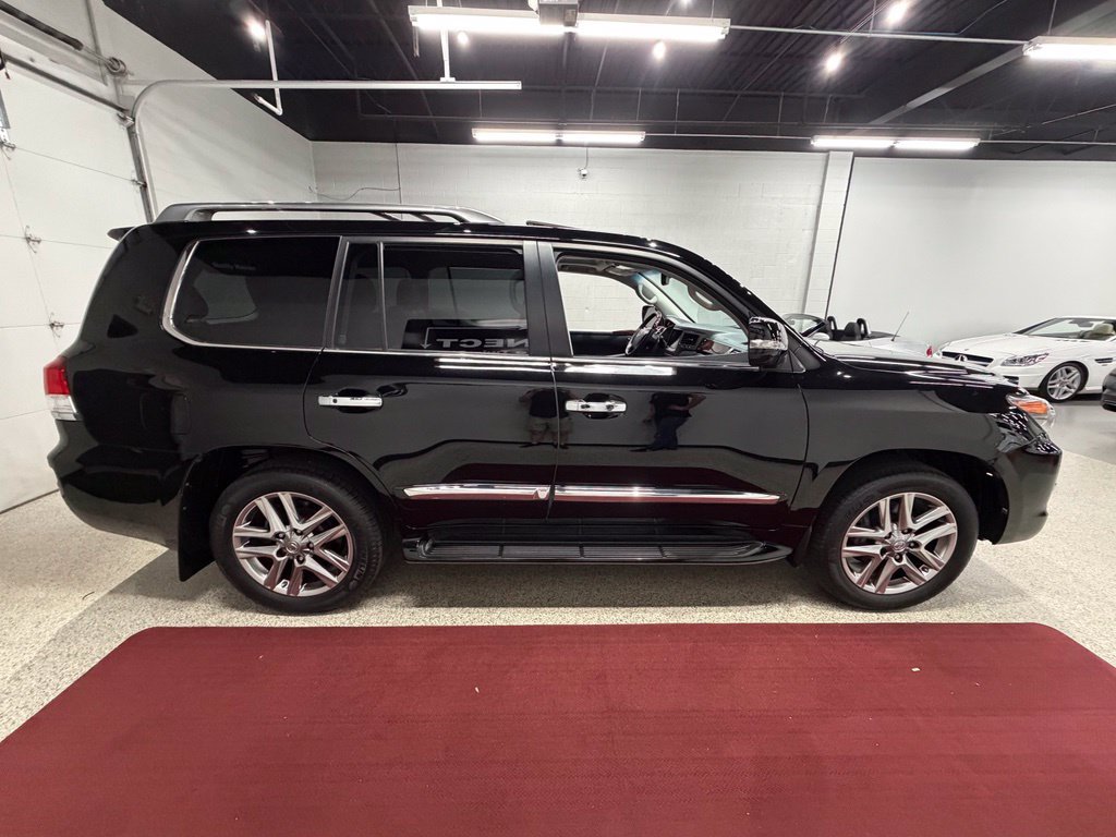 Used 2014 Lexus LX 570 4WD image 12