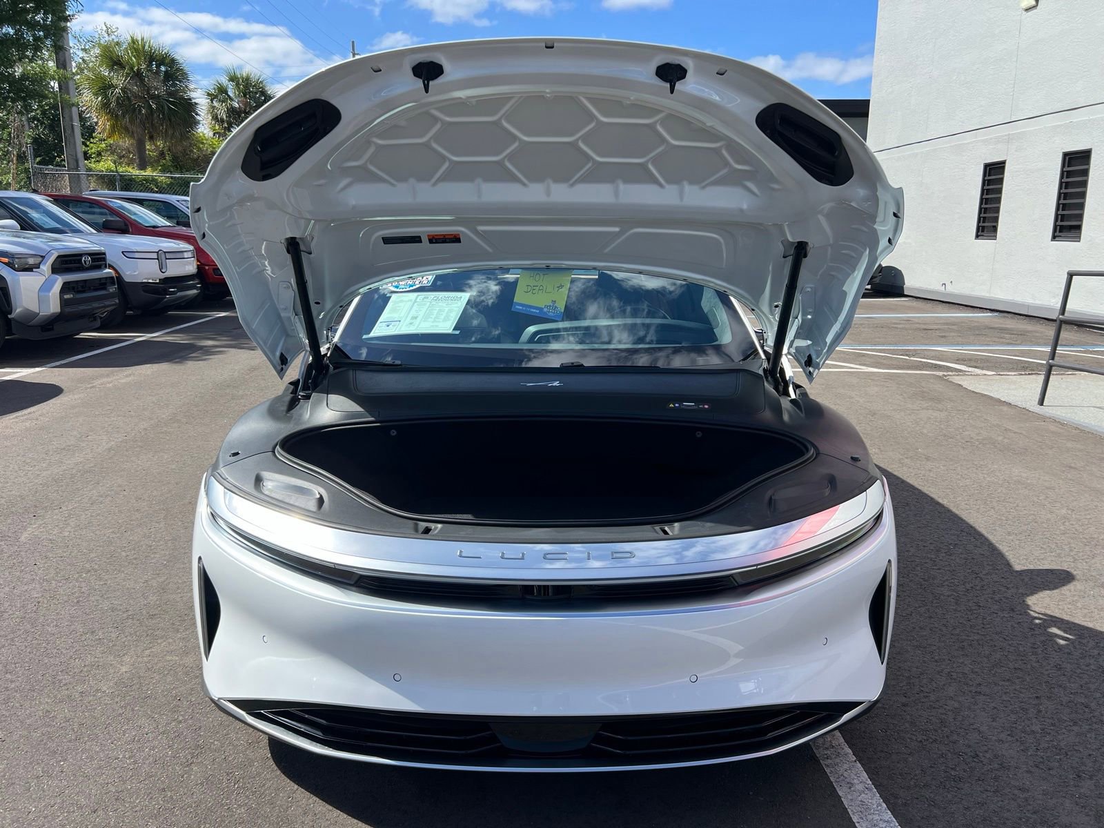 Used 2023 Lucid Air Touring image 18