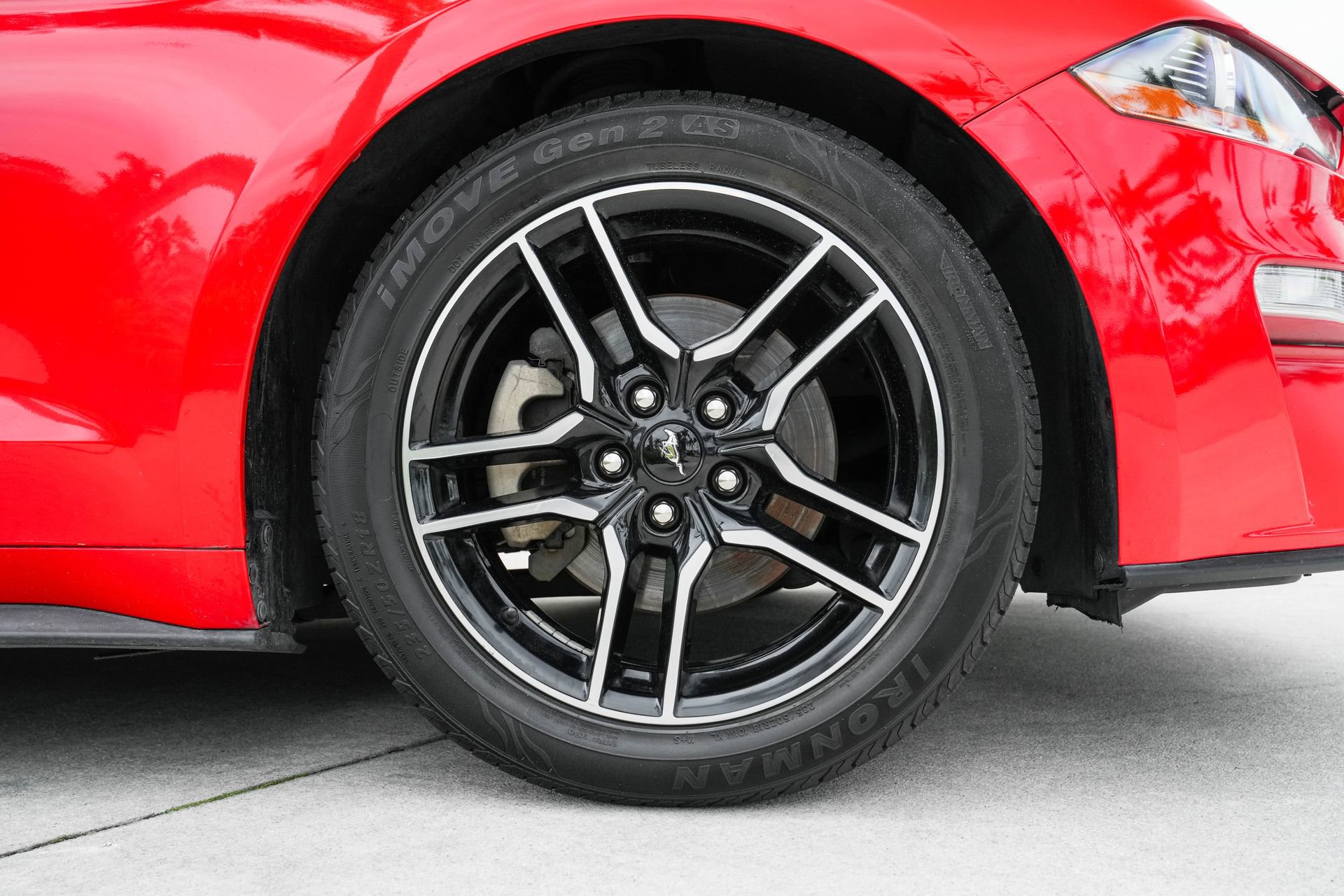 Used 2020 Ford Mustang Premium image 30