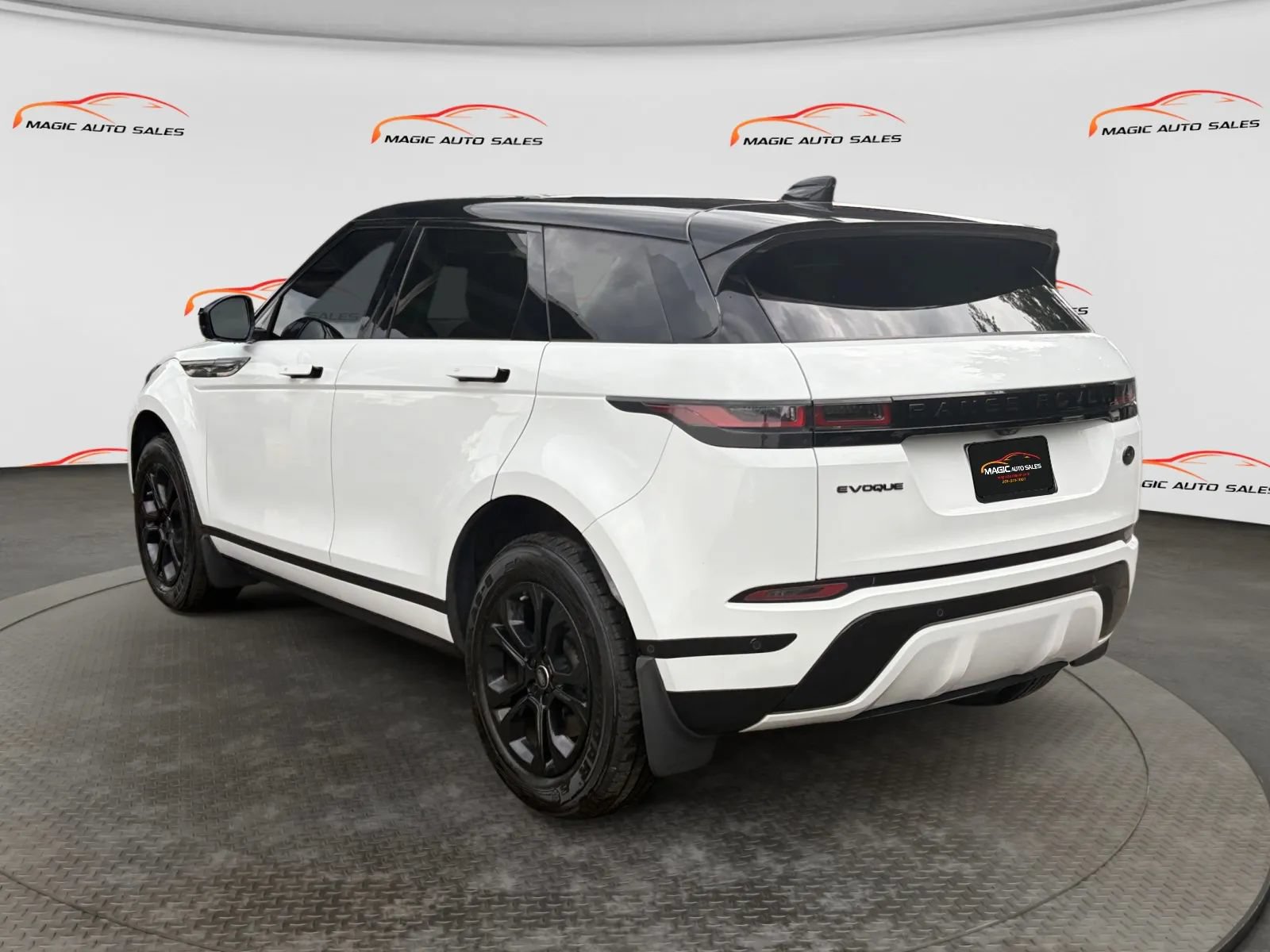 Used 2021 Land Rover Range Rover Evoque S AWD/4WD image 8