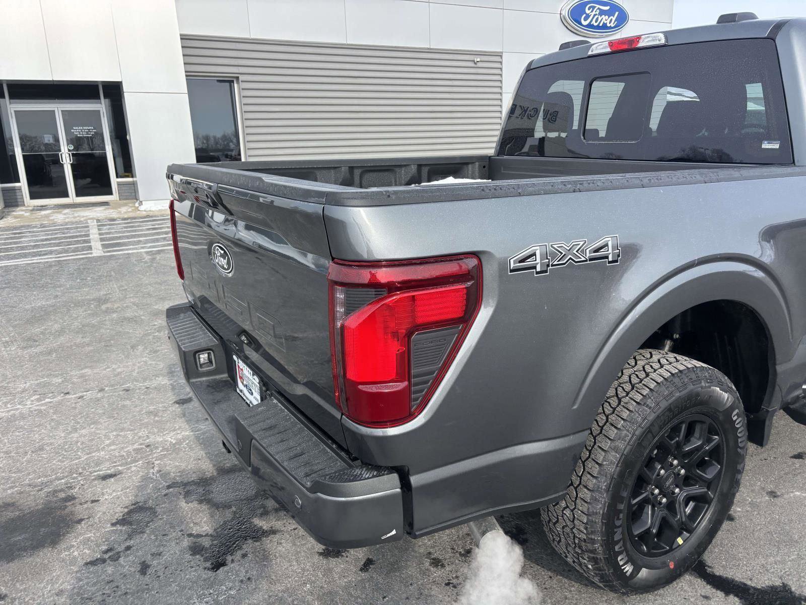 New 2026 Ford F150 XLT w/ Equipment Group 302A MID AWD/4WD image 9