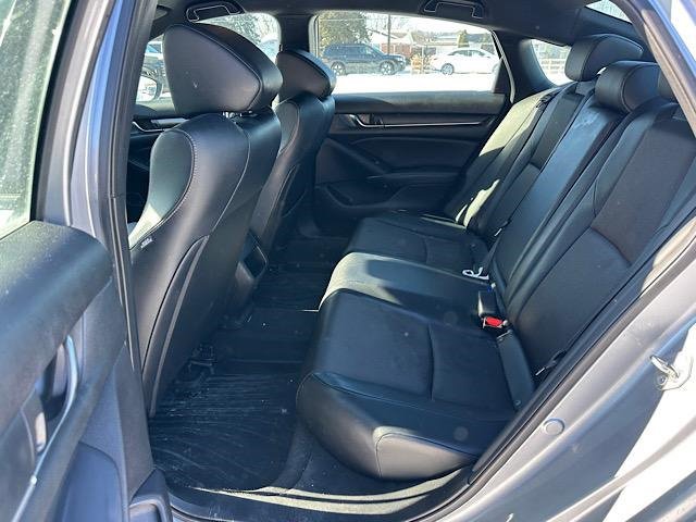 Used 2018 Honda Accord Sport image 19