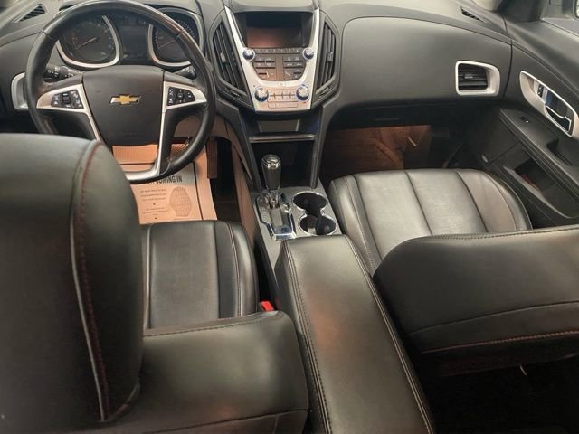 Used 2017 Chevrolet Equinox Premier w/ Enhanced Convenience Package AWD/4WD image 12
