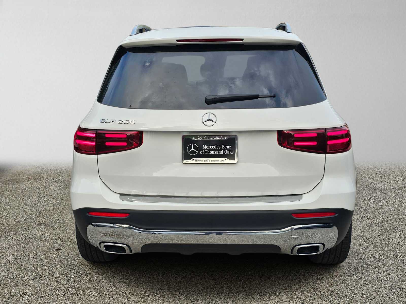 New 2026 Mercedes-Benz GLB 250 image 4