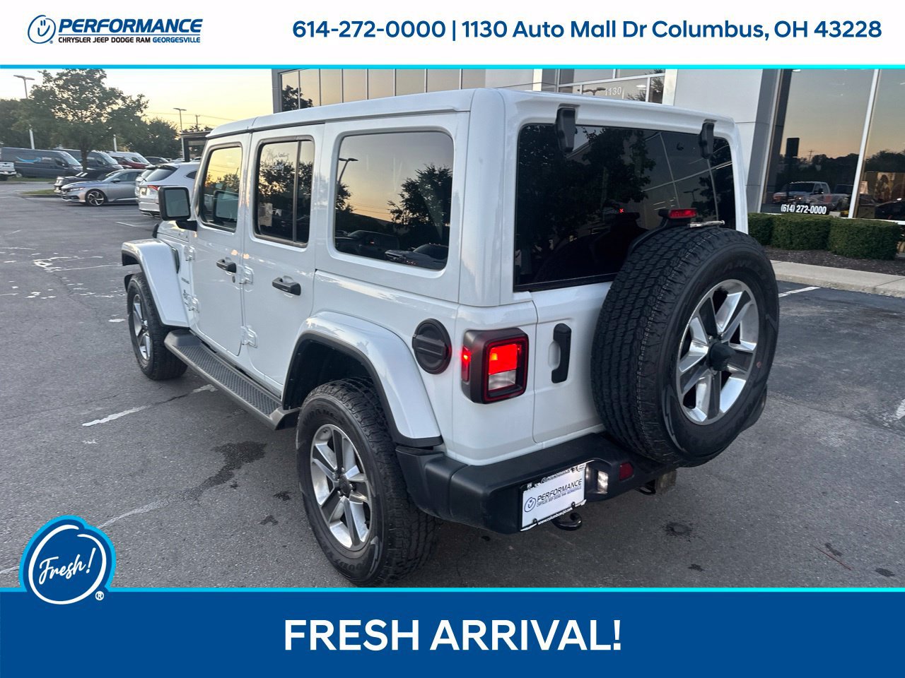 Used 2022 Jeep Wrangler Unlimited Sahara w/ Cold Weather Group AWD/4WD image 6
