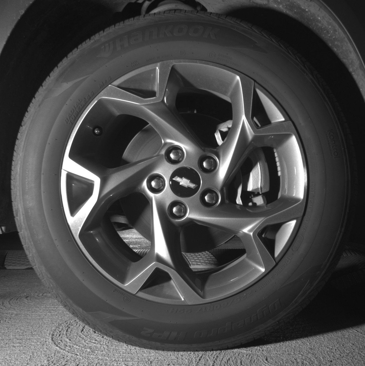 Used 2025 Chevrolet Trax LT FWD image 13