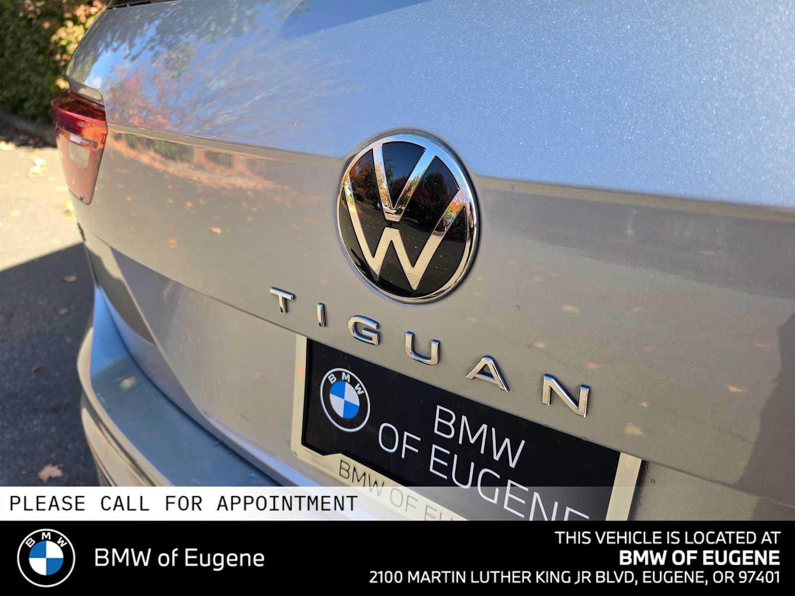 Used 2022 Volkswagen Tiguan SE AWD/4WD image 16