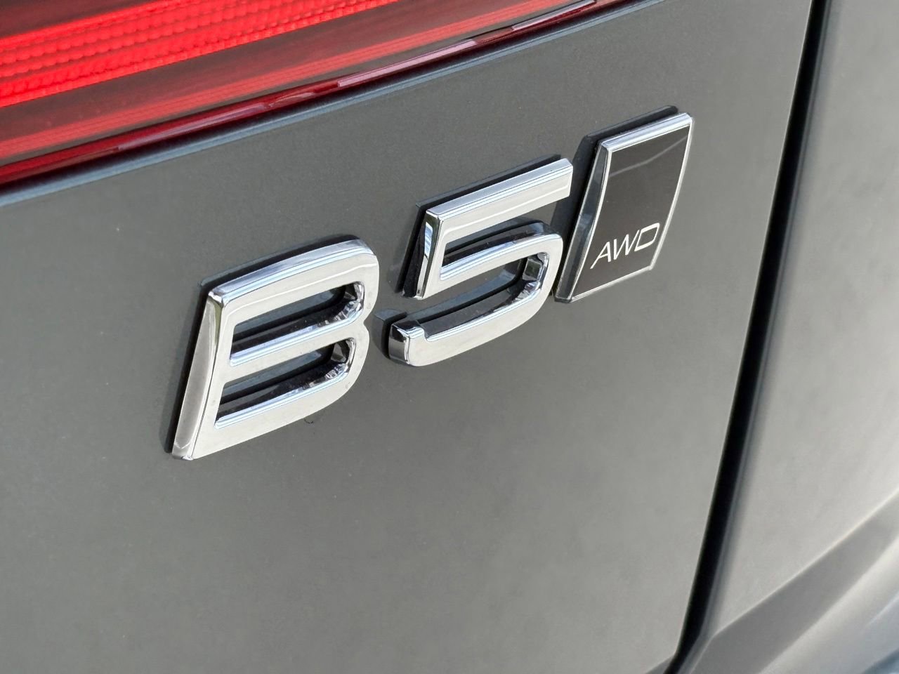 New 2026 Volvo XC60 B5 Ultra AWD/4WD image 9