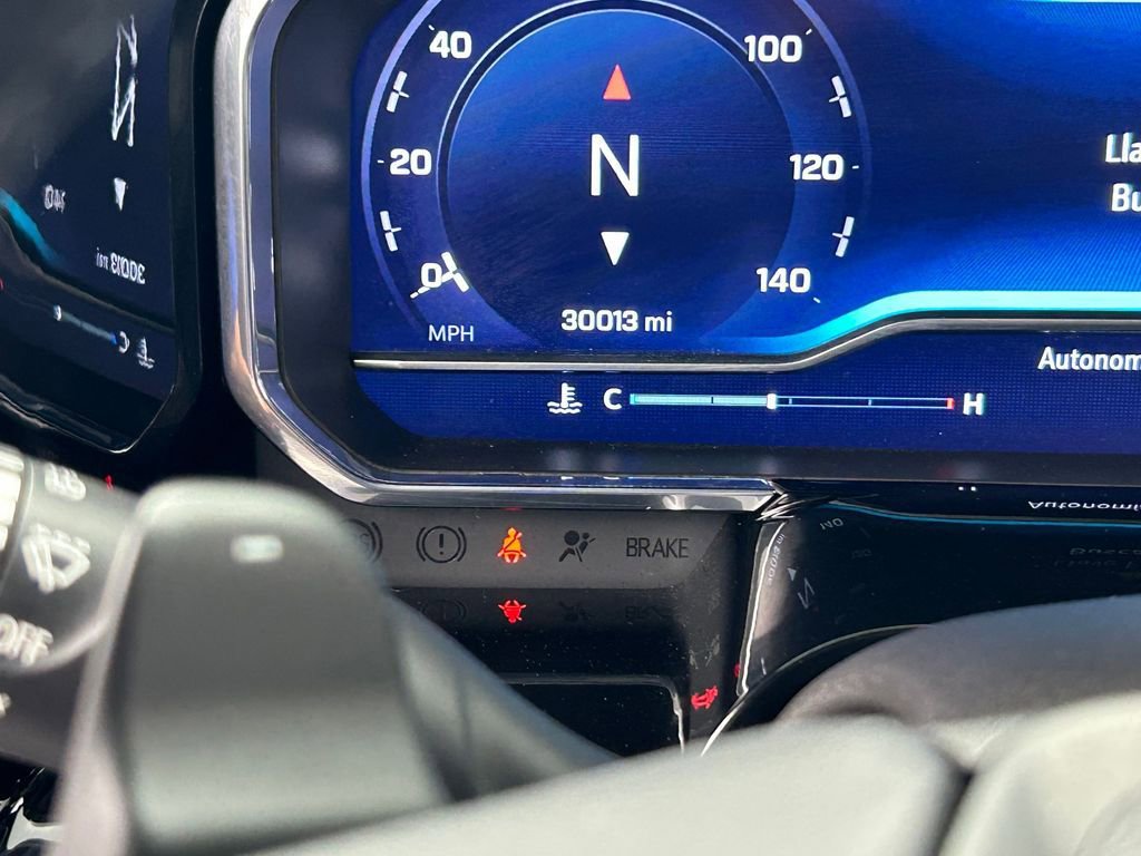 Used 2022 Chevrolet Silverado 1500 High Country image 38