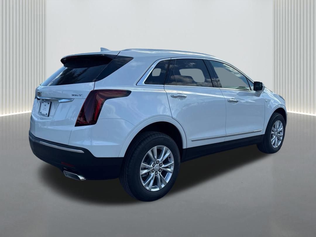 New 2026 Cadillac XT5 Luxury image 4