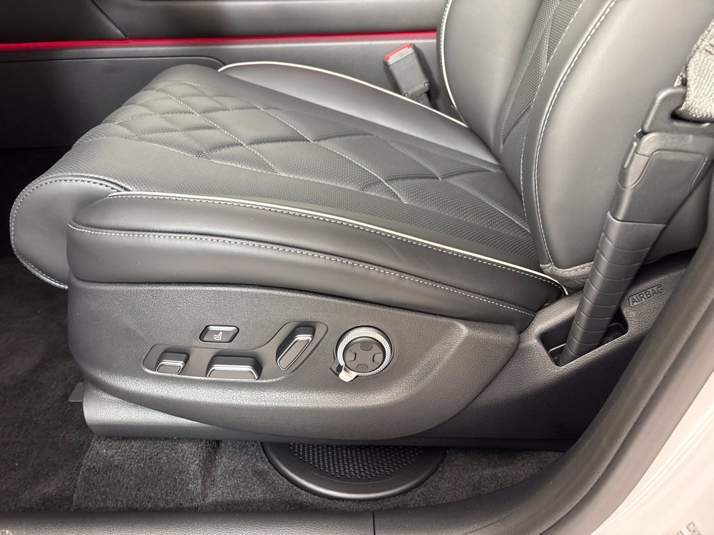 New 2027 Genesis GV80 3.5T Prestige AWD/4WD image 15