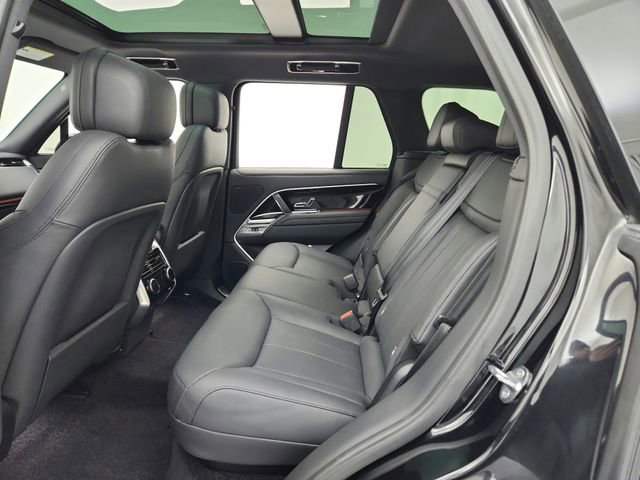 Certified 2023 Land Rover Range Rover SE image 26