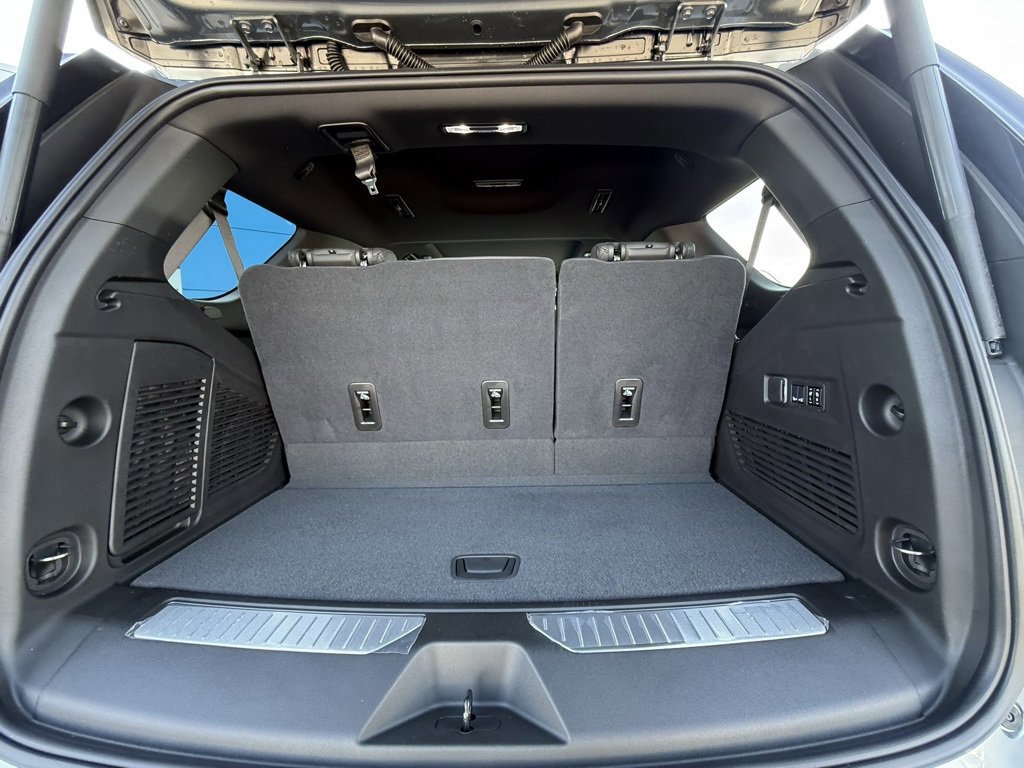 New 2026 Chevrolet Tahoe Z71 image 9