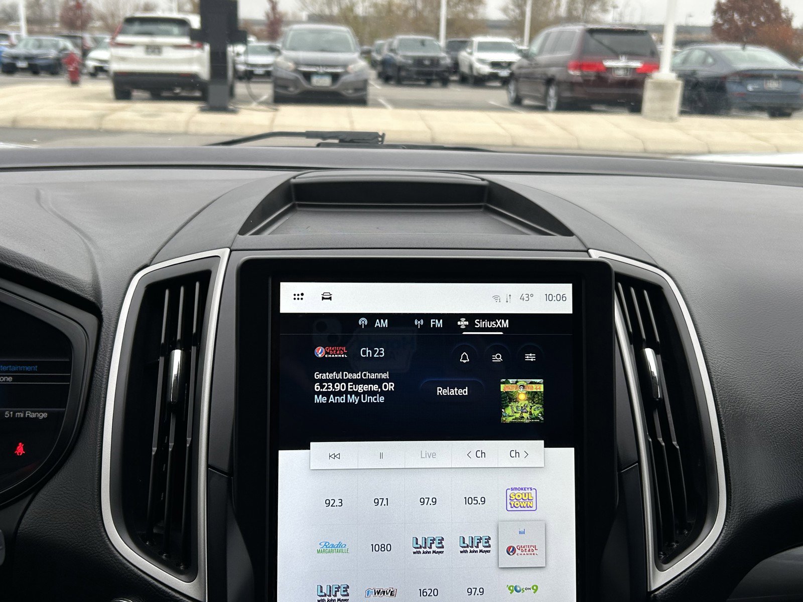 Used 2023 Ford Edge SEL image 29