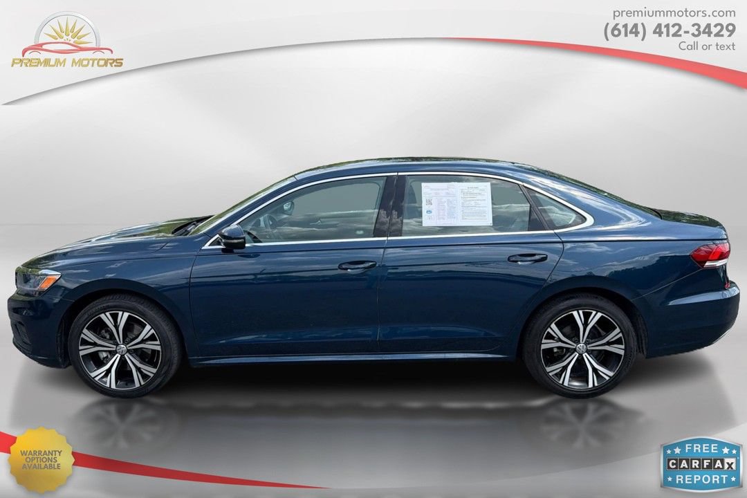 Used 2022 Volkswagen Passat 2.0T SE FWD image 2