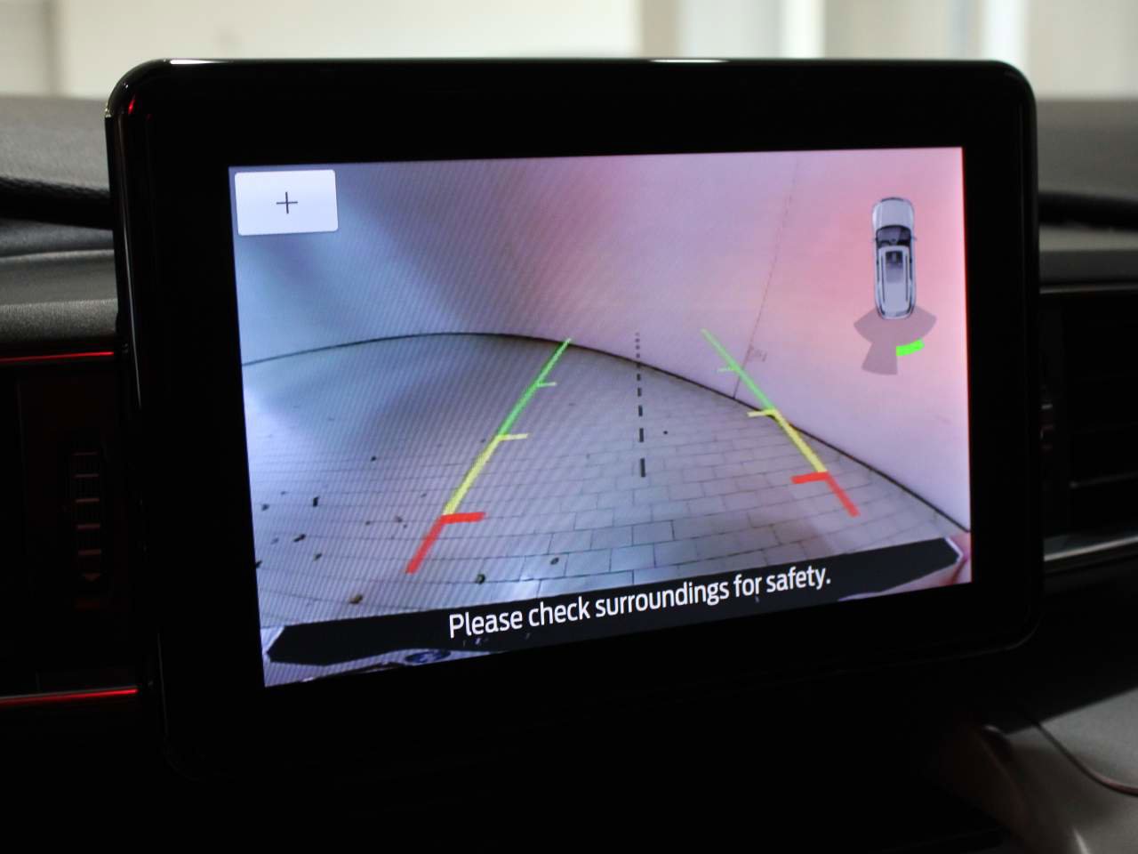 Used 2022 Ford Explorer XLT w/ Equipment Group 202A image 19