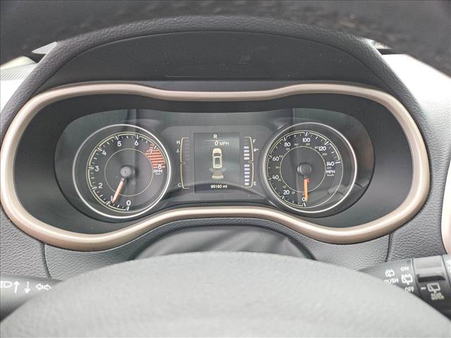 Used 2017 Jeep Cherokee 75th Anniversary image 21