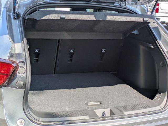New 2026 Chevrolet Trax RS w/ Sunroof Package FWD image 26