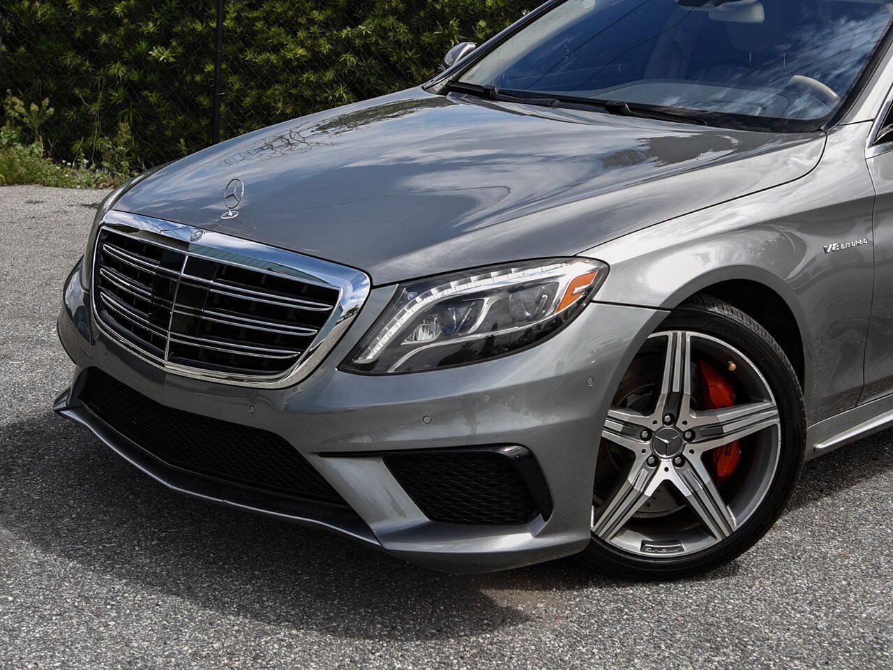 Used 2015 Mercedes-Benz S 63 AMG 4MATIC Sedan w/ Executive Rear Seat Package image 3