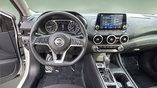 Used 2023 Nissan Sentra SV image 9