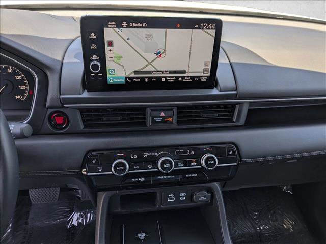 Used 2025 Honda Pilot Touring image 13