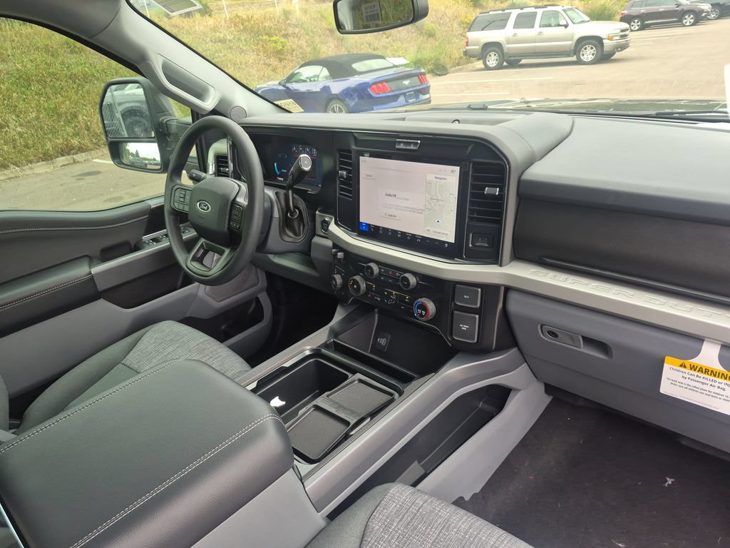 New 2026 Ford F350 XLT w/ XLT Premium Package AWD/4WD image 30