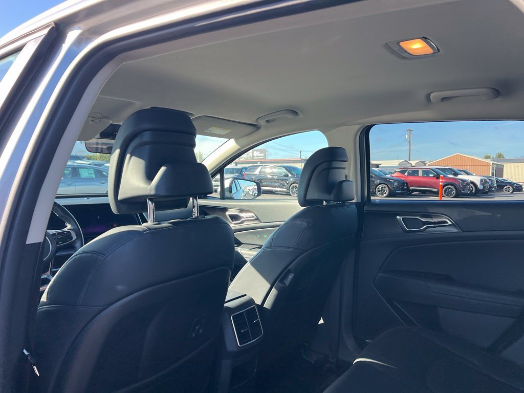 Certified 2024 Kia Sportage EX AWD/4WD image 11
