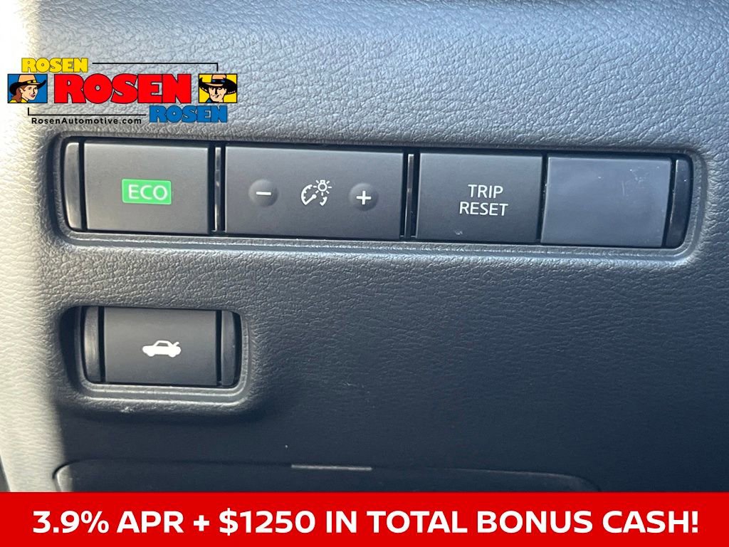 New 2025 Nissan Sentra SV w/ SV Premium Package image 21