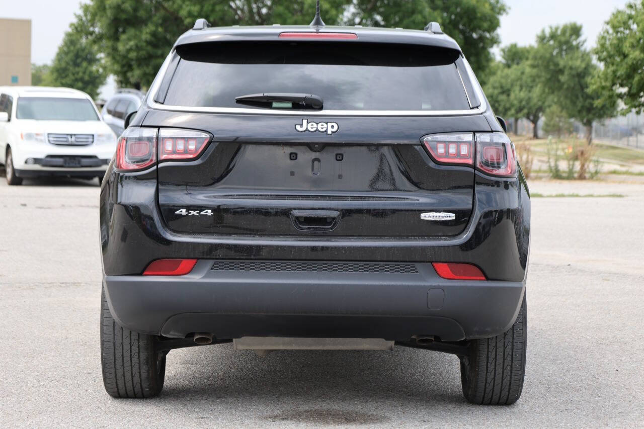 Used 2024 Jeep Compass Latitude AWD/4WD image 10