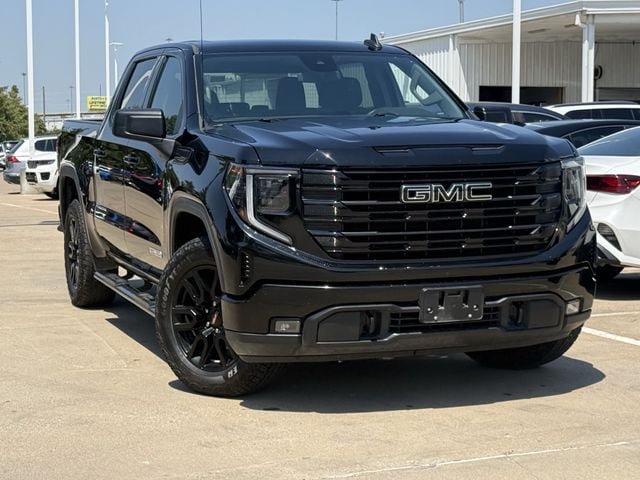Used 2024 GMC Sierra 1500 Elevation AWD/4WD image 2