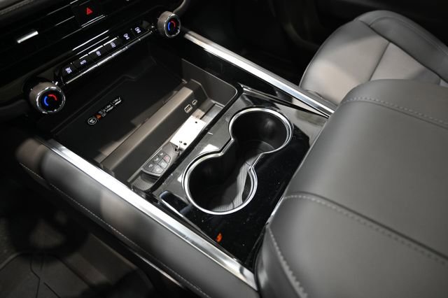 New 2026 Chevrolet Suburban Z71 w/ Comfort Package image 19