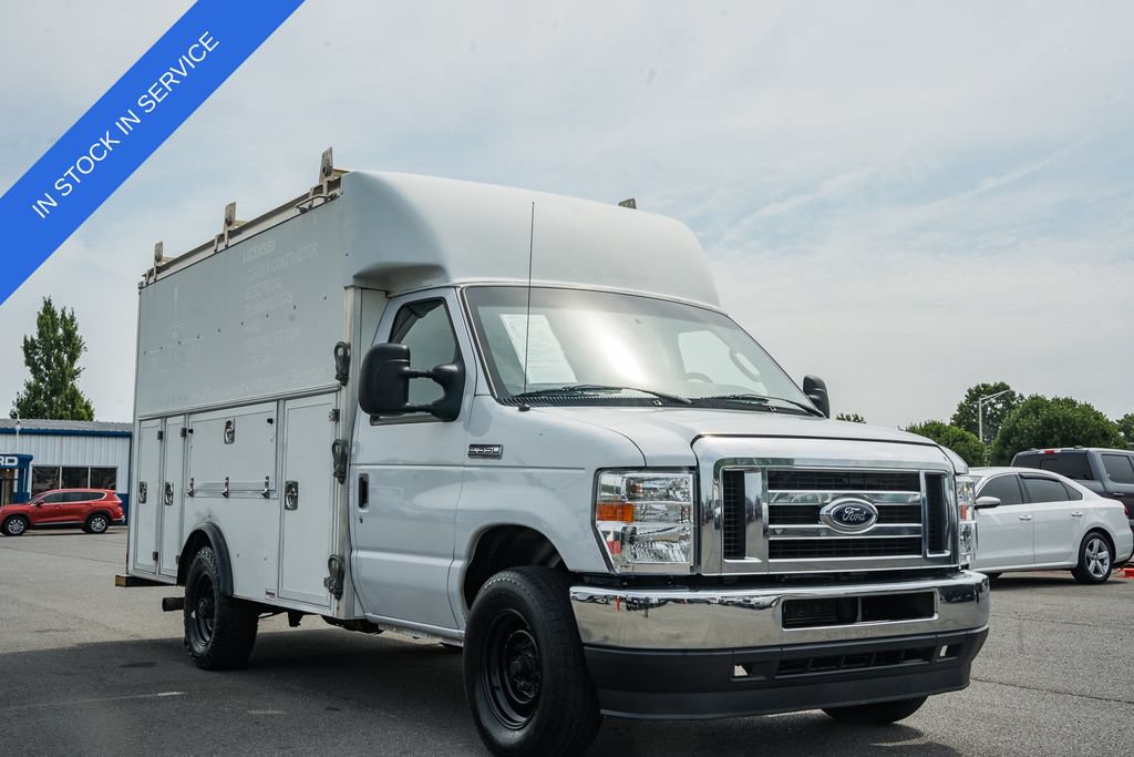 Used 2021 Ford E-350 and Econoline 350 Super Duty w/ Power Windows & Locks Group