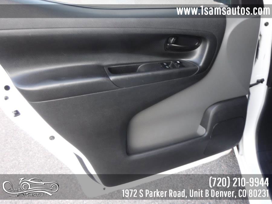 Used 2020 Nissan NV200 S FWD image 32