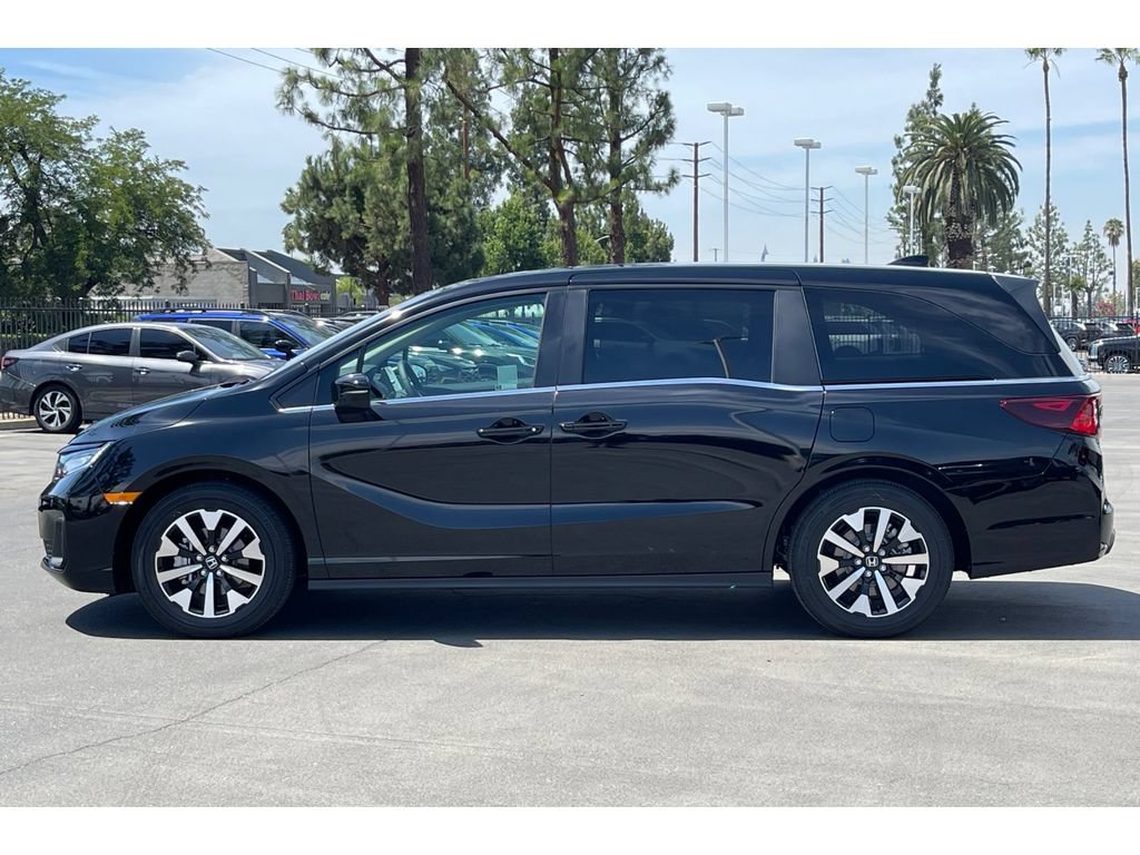 Certified 2026 Honda Odyssey EX-L image 2