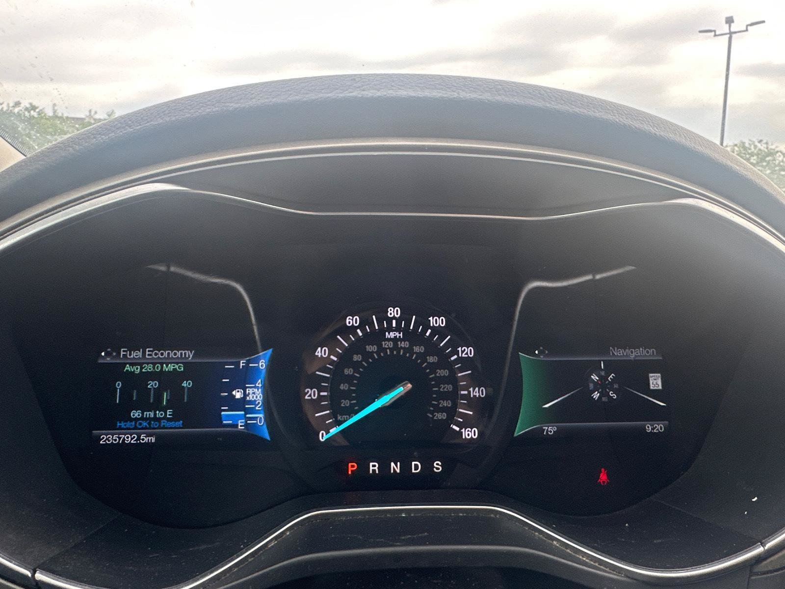 Used 2016 Ford Fusion SE w/ Equipment Group 202A FWD image 17