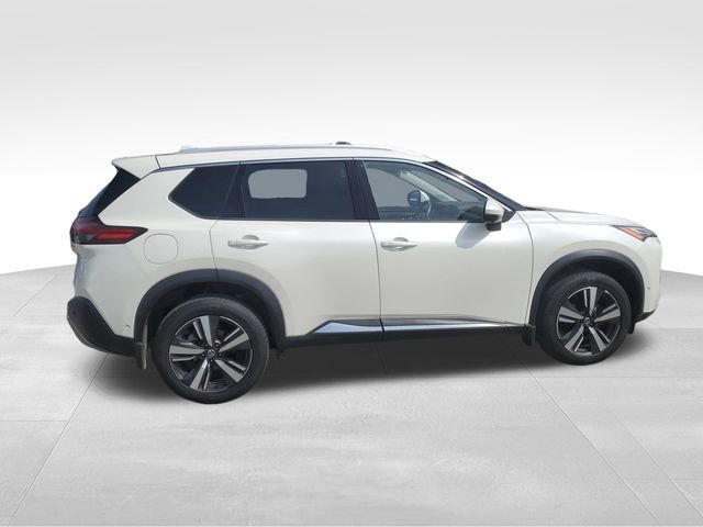 Used 2021 Nissan Rogue Platinum AWD/4WD image 3