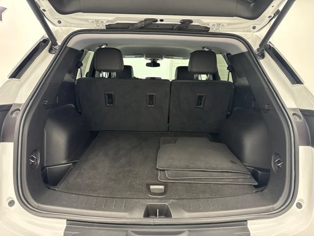 Used 2023 Chevrolet Blazer LT FWD image 26