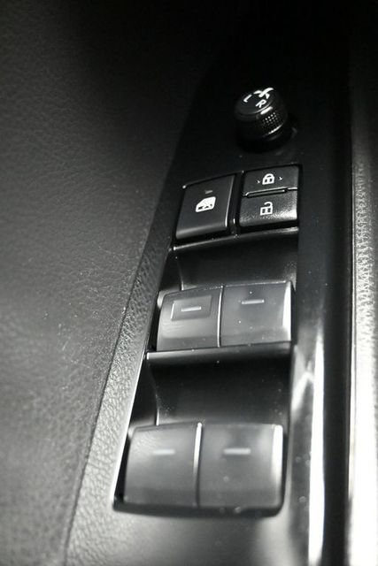 Used 2025 Toyota Camry SE w/ Multimedia Upgrade Package FWD image 29