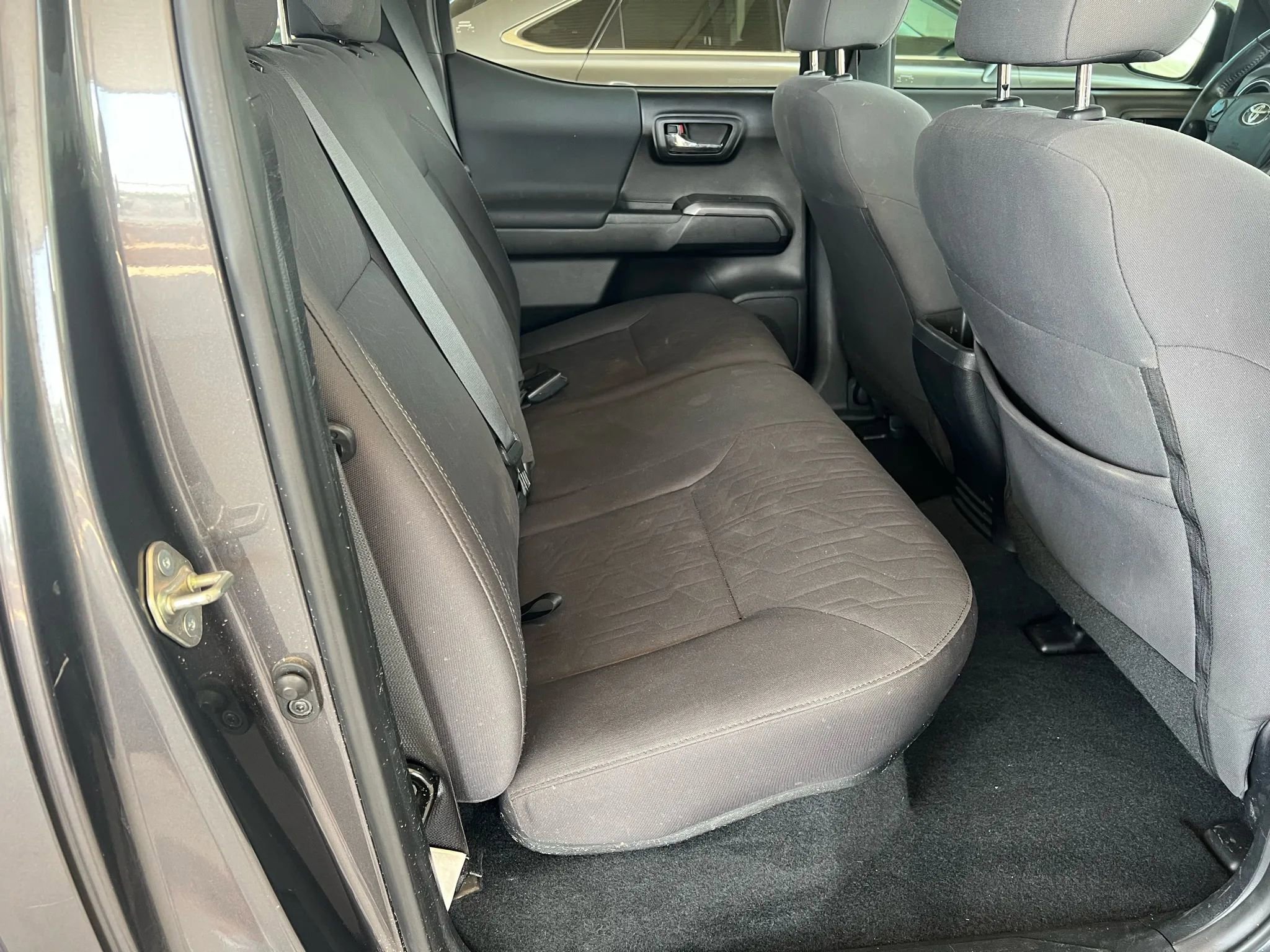 Used 2019 Toyota Tacoma TRD Off-Road image 25
